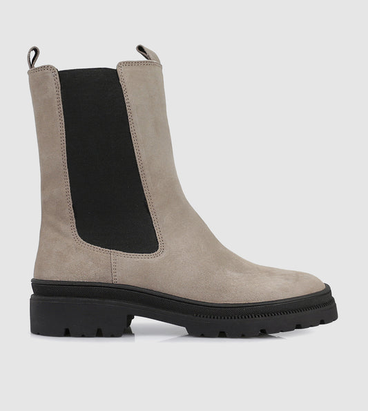 Sandar Chelsea Boots by Ara