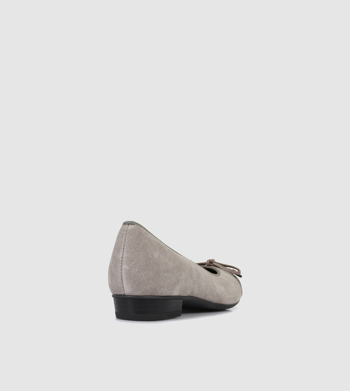 Hawa Courtshoes by Ara