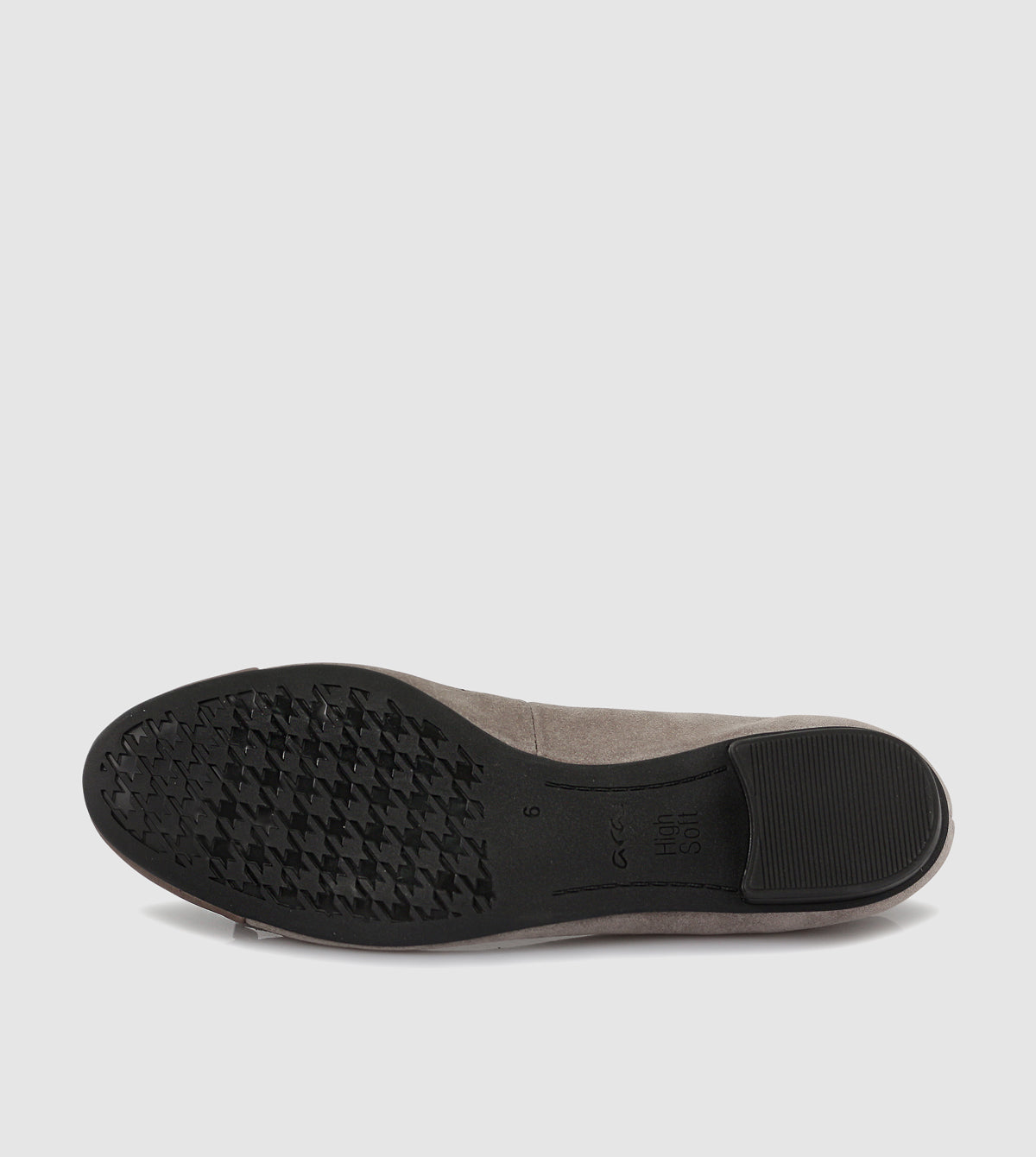 Hawa Courtshoes by Ara