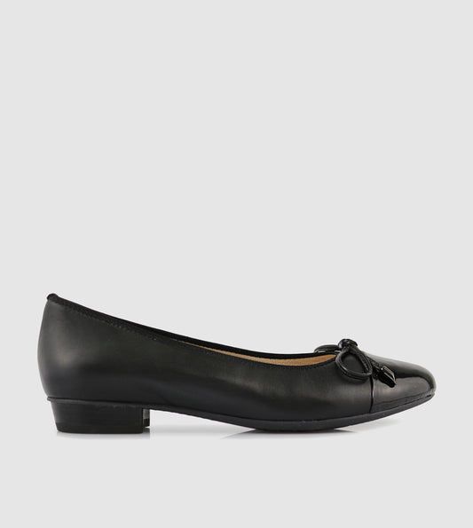Dores Courtshoes by Ara