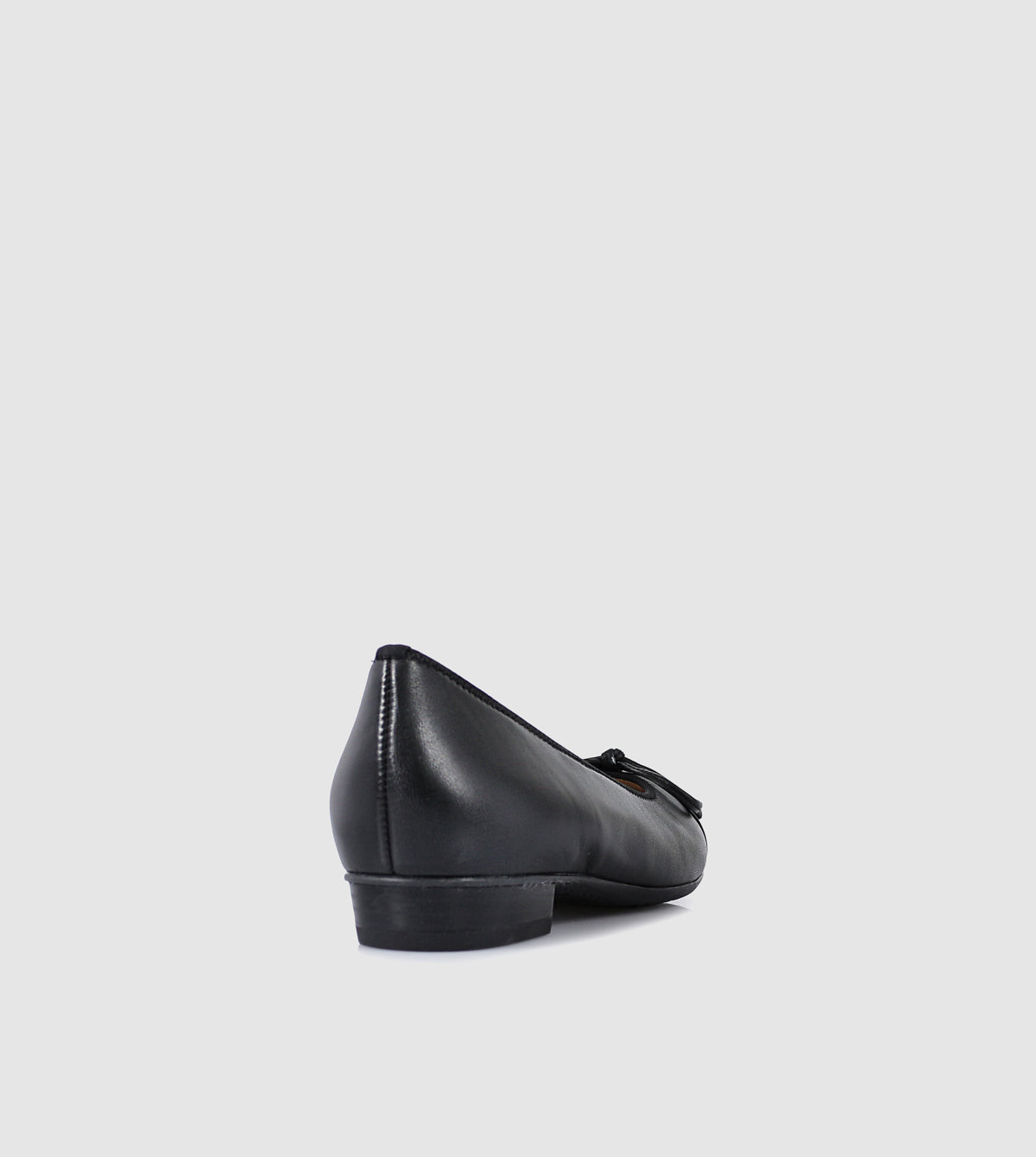 Dores Courtshoes by Ara
