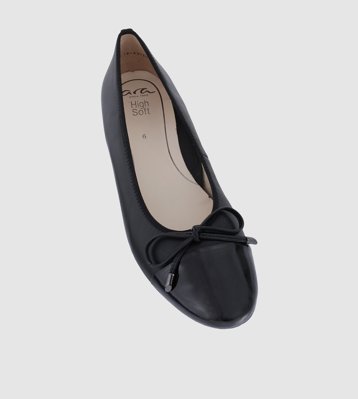 Dores Courtshoes by Ara