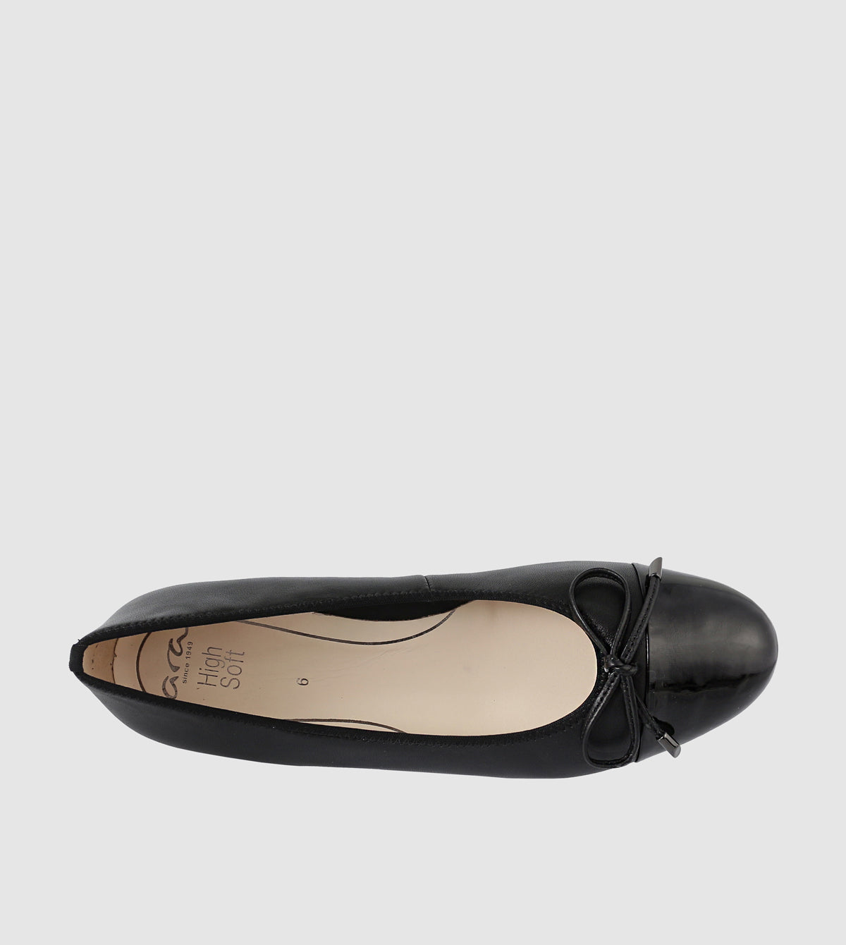 Dores Courtshoes by Ara