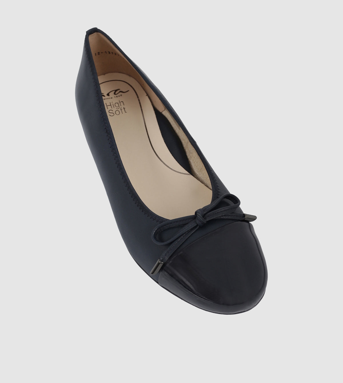 Dores Courtshoes by Ara