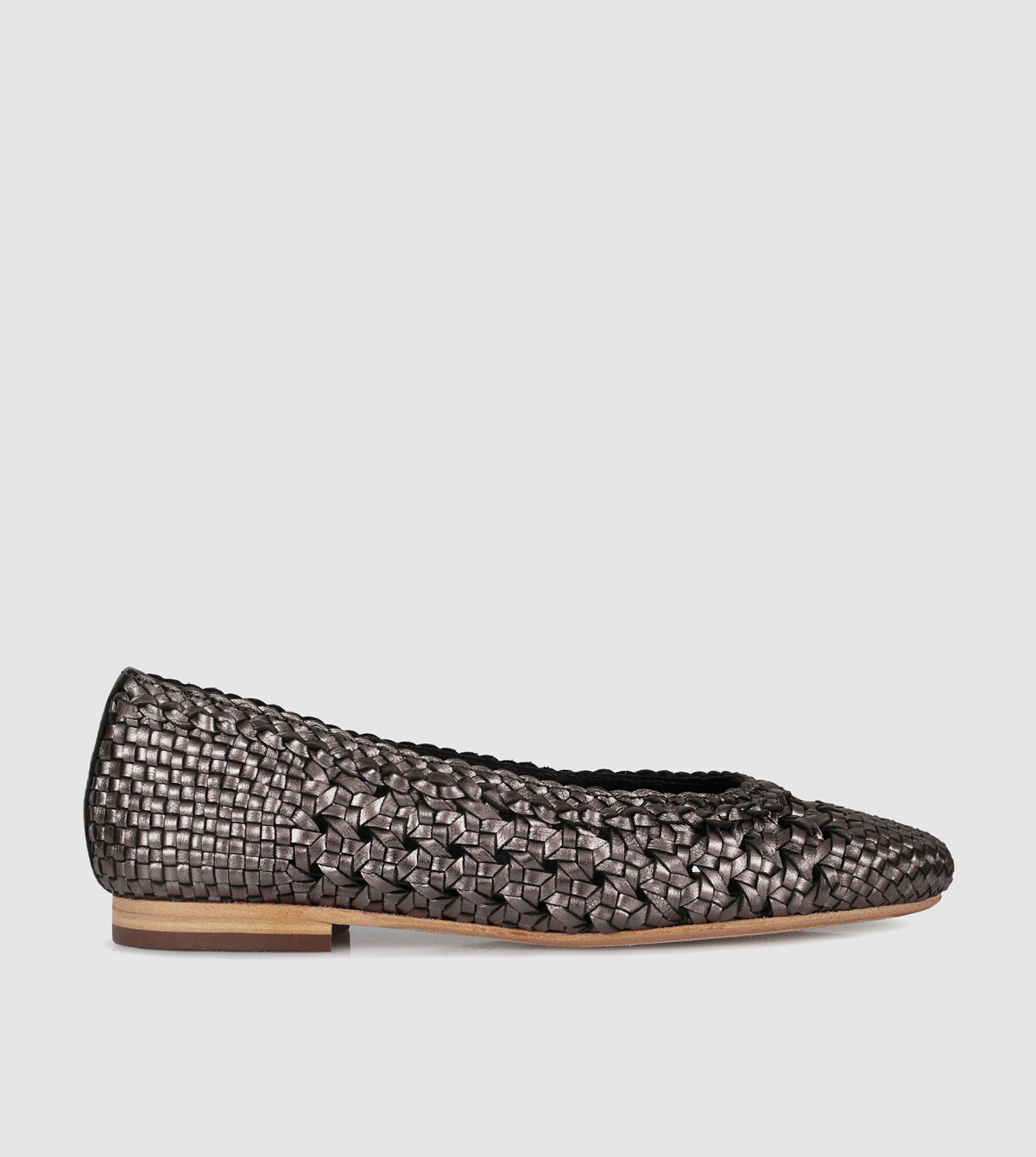 Arla Flats by Donna Piu