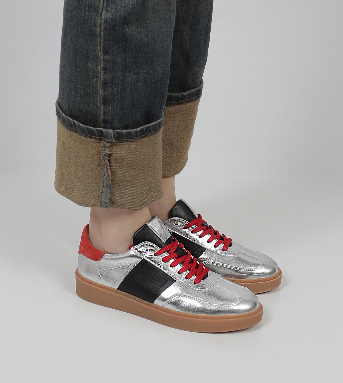 Samira Low Top sneakers by Sempre Di