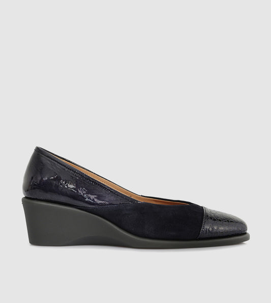 Diora Courtshoes by Relax