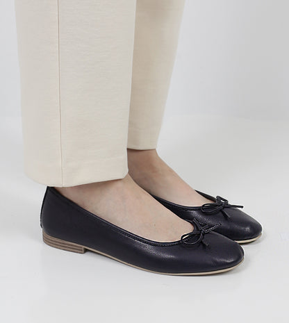 Hadlee Ballerinas by Sempre Di