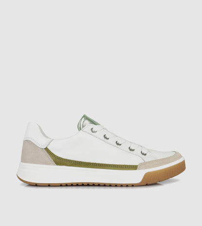 Sisko Sneakers by Ara