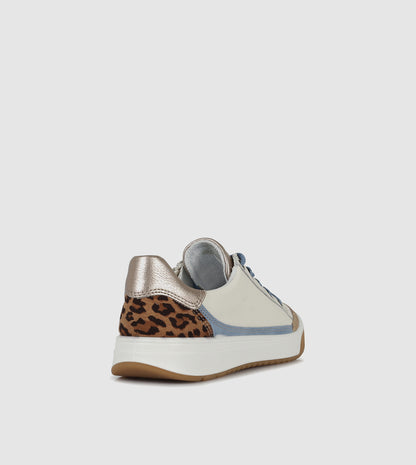Sisko Sneakers by Ara