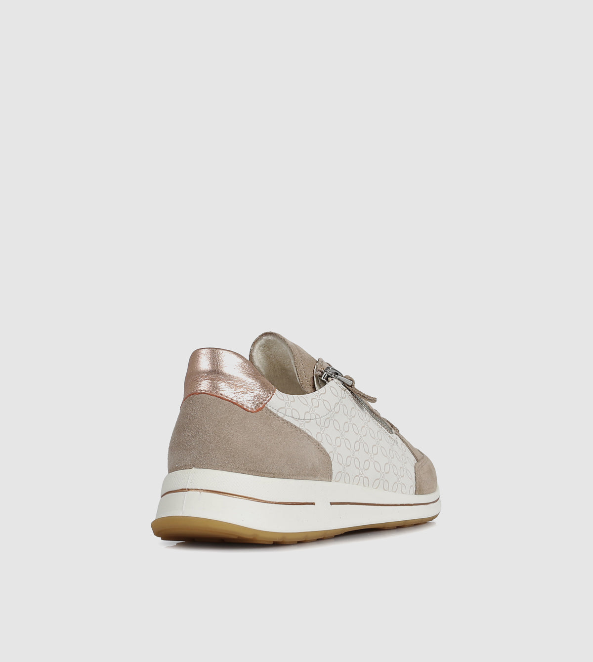 Enye-11 Low Top sneakers by Ara