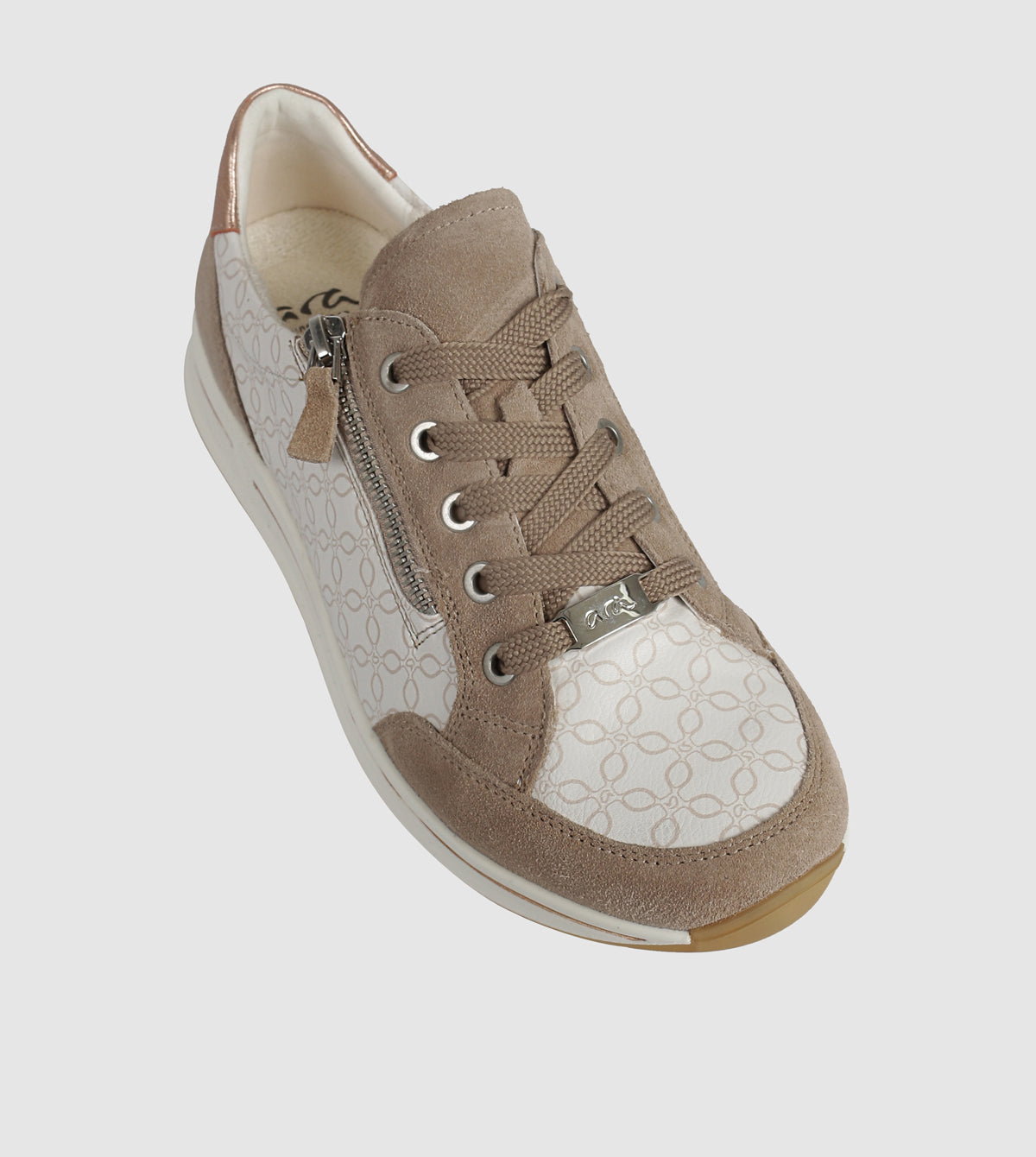 Enye-11 Low Top sneakers by Ara