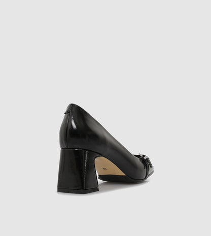 Majel Courtshoes by S Sempre Di