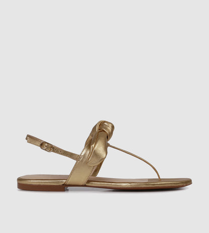 Abbies Flat Sandals by Sempre Di By Guilhermina