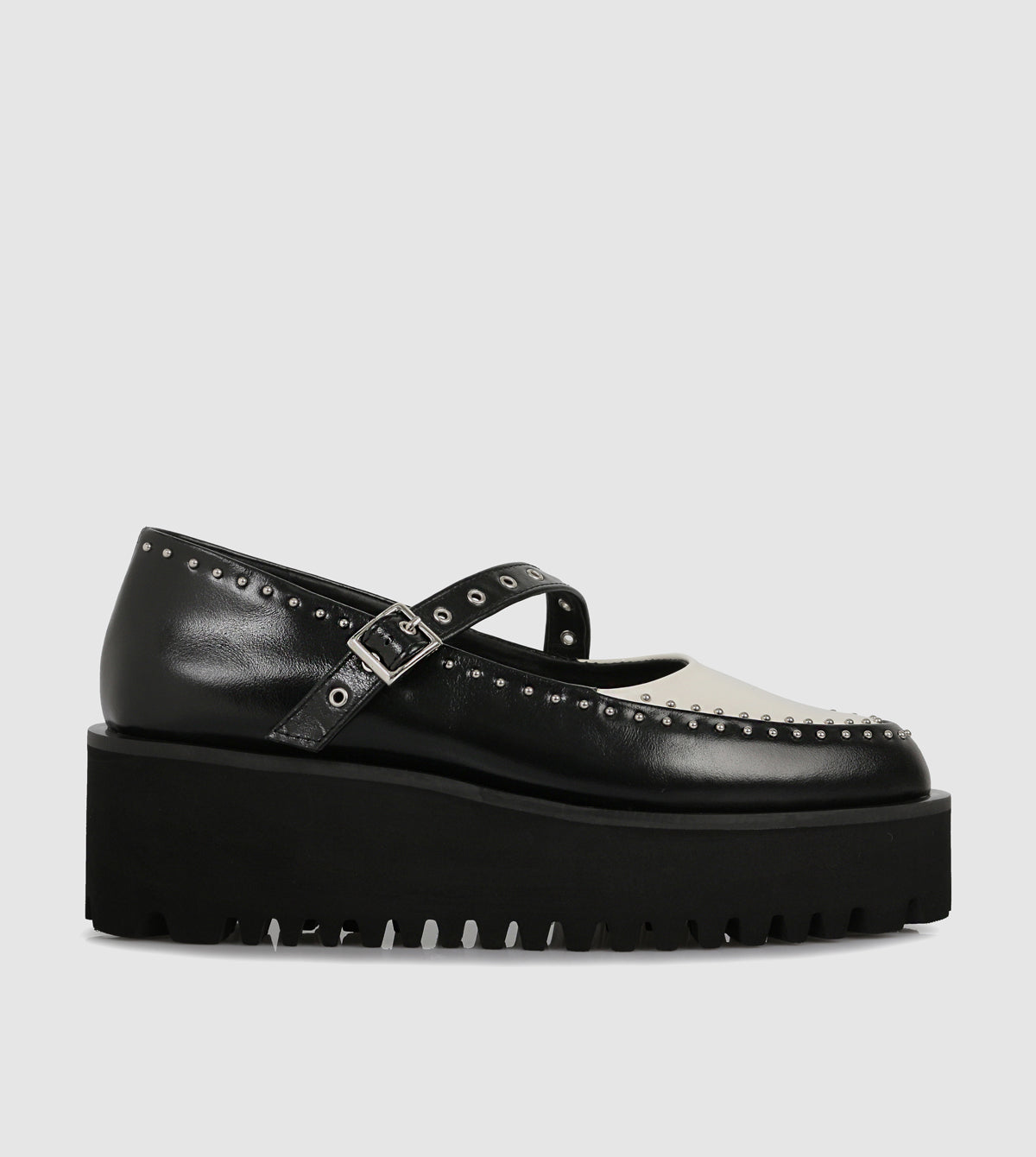 Lortie Platforms by B.Coops
