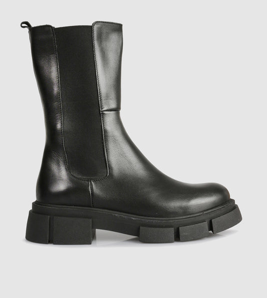 Laila Chelsea Boots by Sempre Di