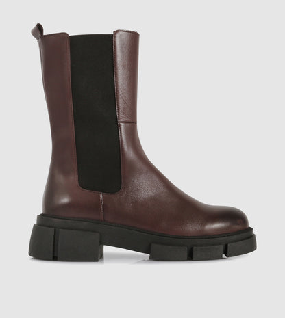 Laila Chelsea Boots by Sempre Di