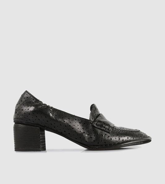 Aluna Courtshoes by Beau Coops
