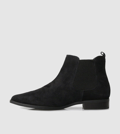 Helsa Chelsea Boots by Wirth