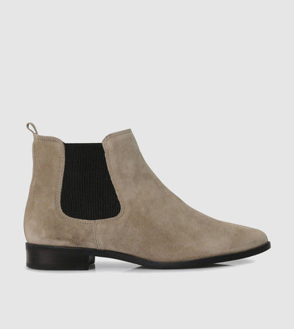 Helsa Chelsea Boots by Wirth