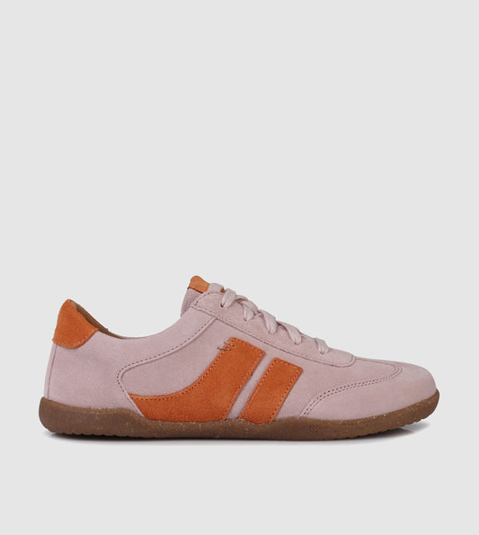 Cassandra 11 Sneakers by Josef Seibel