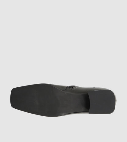 Jazlyn Ankle Boots by Sempre Di