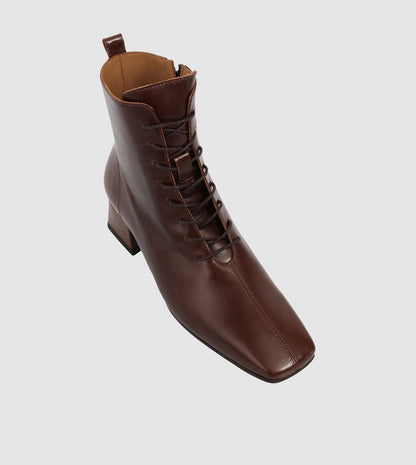 Jazlyn Ankle Boots by Sempre Di