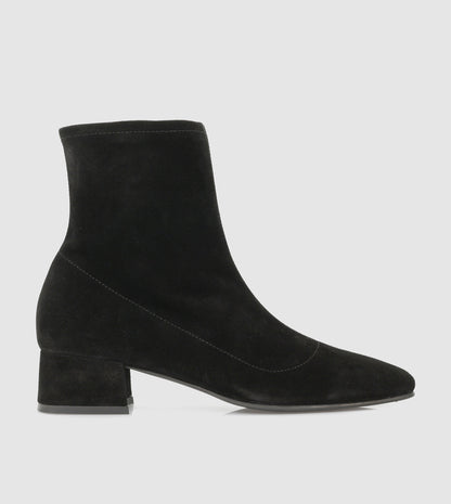 Tanana Ankle Boots by Sempre Di