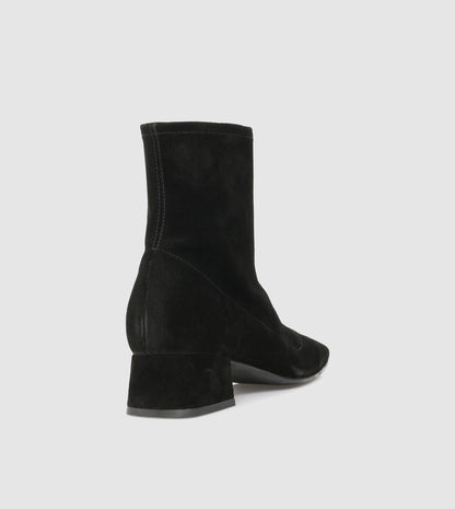 Tanana Ankle Boots by Sempre Di