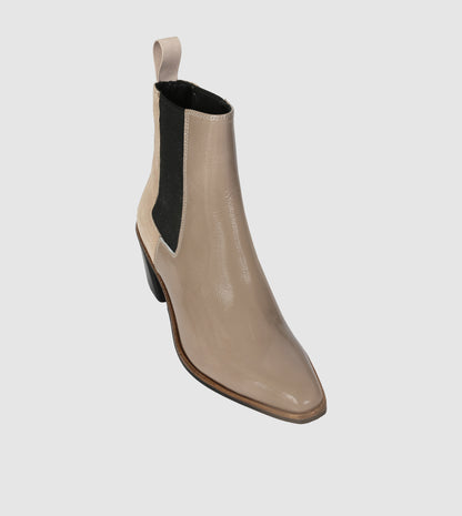 Duplex Chelsea Boots by Beau Coops