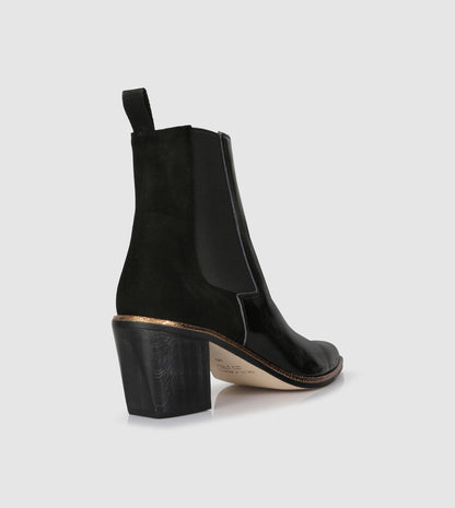 Duplex Chelsea Boots by Beau Coops