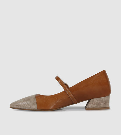 Jenah Courtshoes by Relax