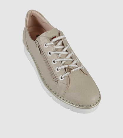 Dersey Low Top Sneakers by Neo