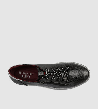 Dersey Low Top Sneakers by Neo