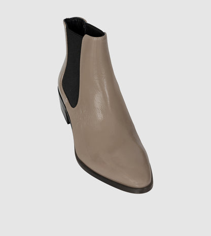 Lumier Chelsea Boots by Beau Coops