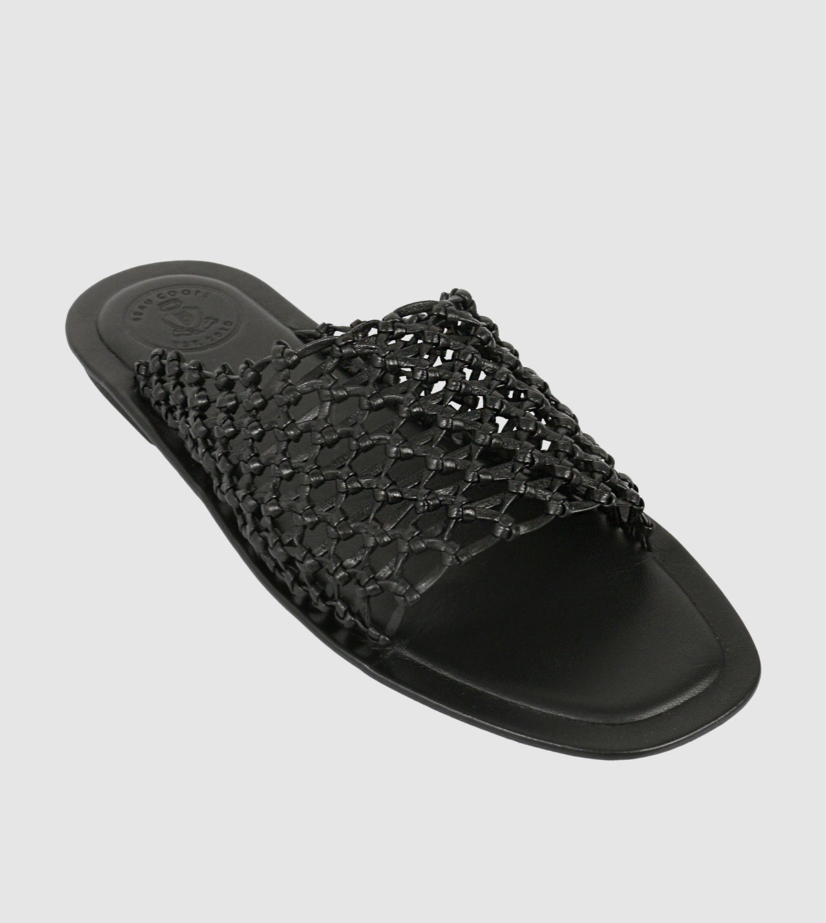 Nesso Slides by Beau Coops